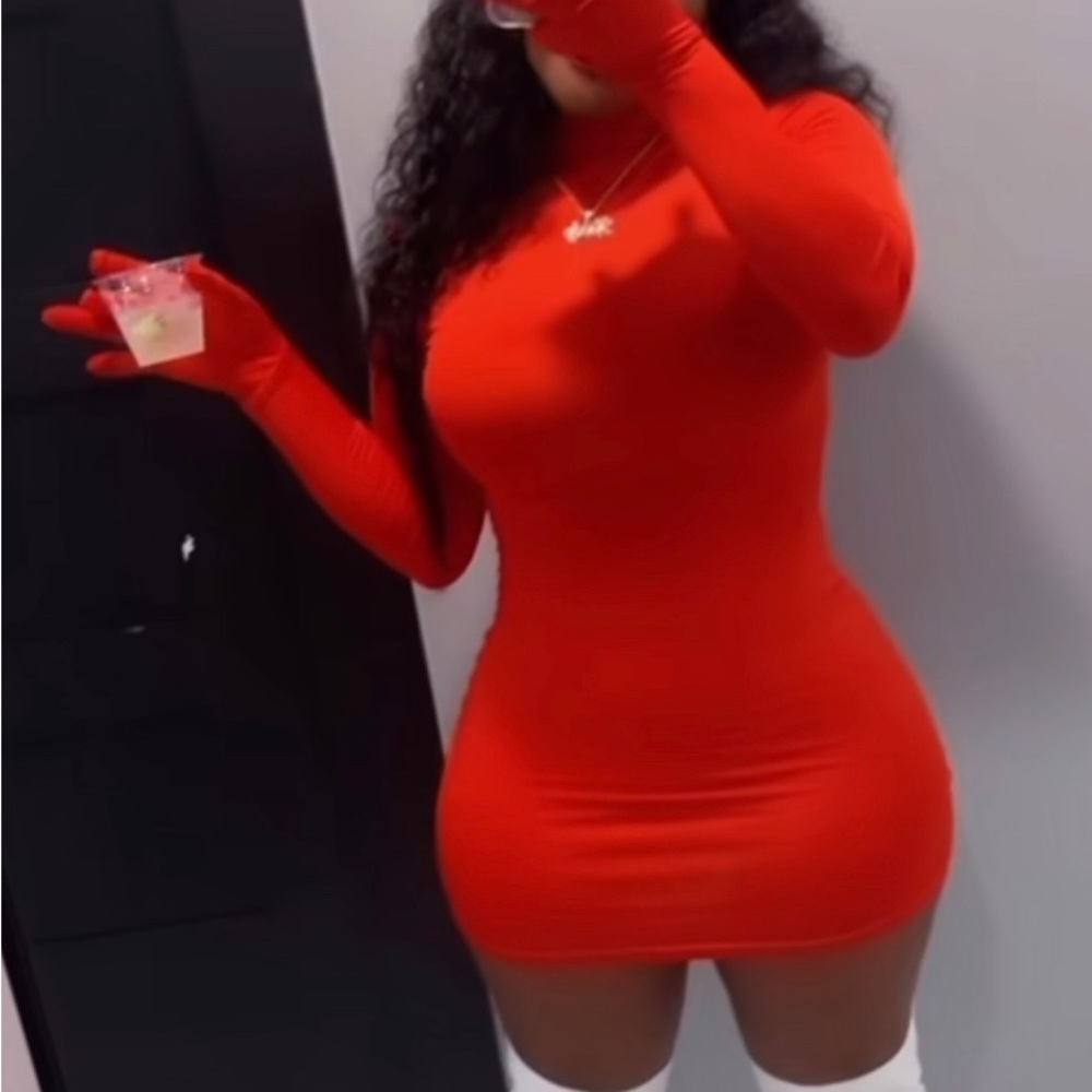 Mockneck long sleeve glove mini dress